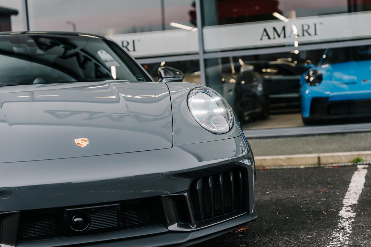 Porsche 911 992.2 Carrera 4 GTS HEV Semi-Auto