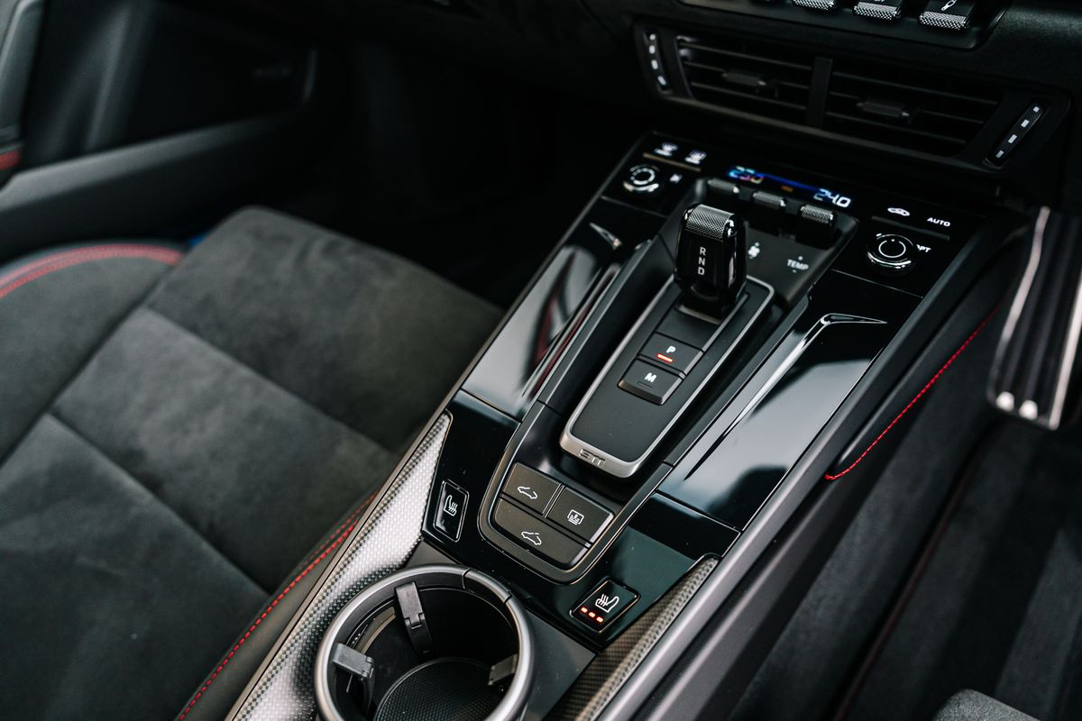 Porsche 911 992.2 Carrera 4 GTS HEV Semi-Auto