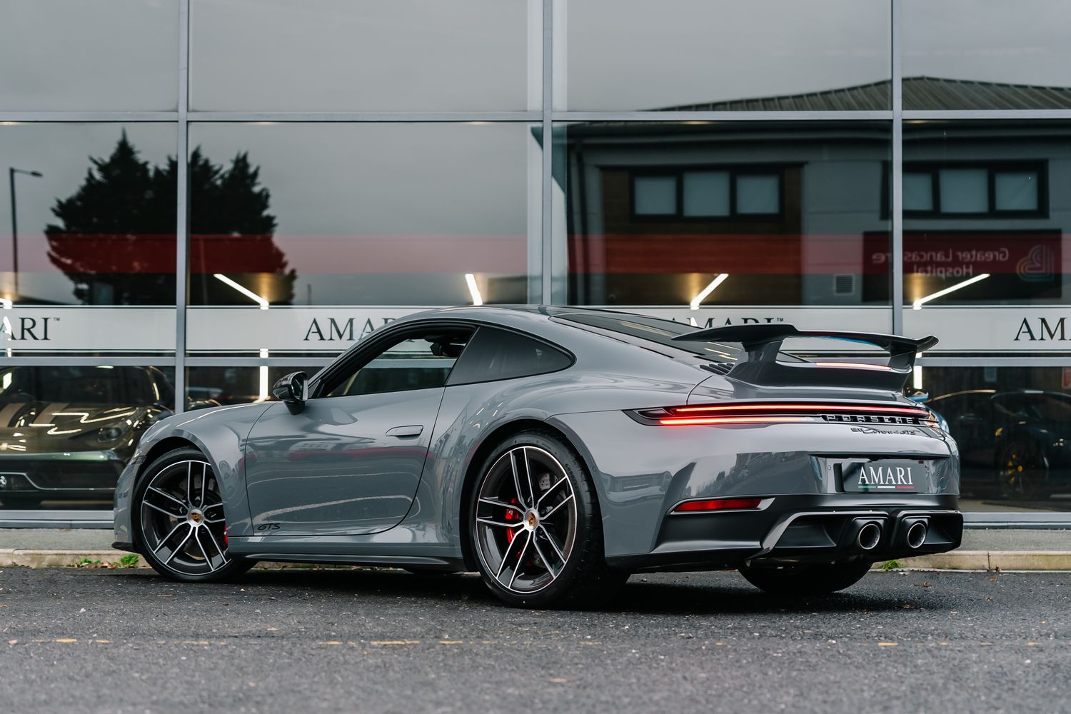 Porsche 911 992.2 Carrera 4 GTS HEV Semi-Auto