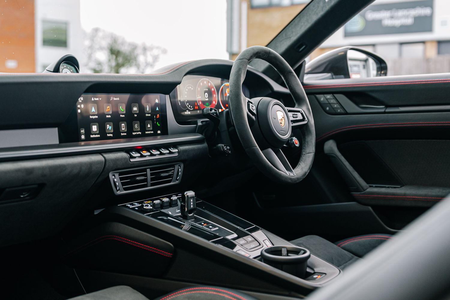 Porsche 911 992.2 Carrera 4 GTS HEV Semi-Auto