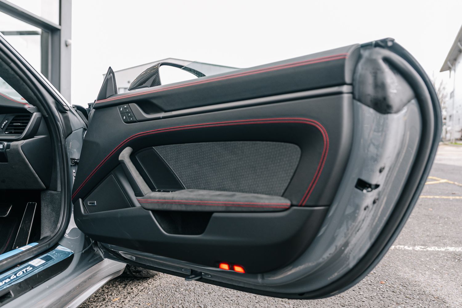 Porsche 911 992.2 Carrera 4 GTS HEV Semi-Auto