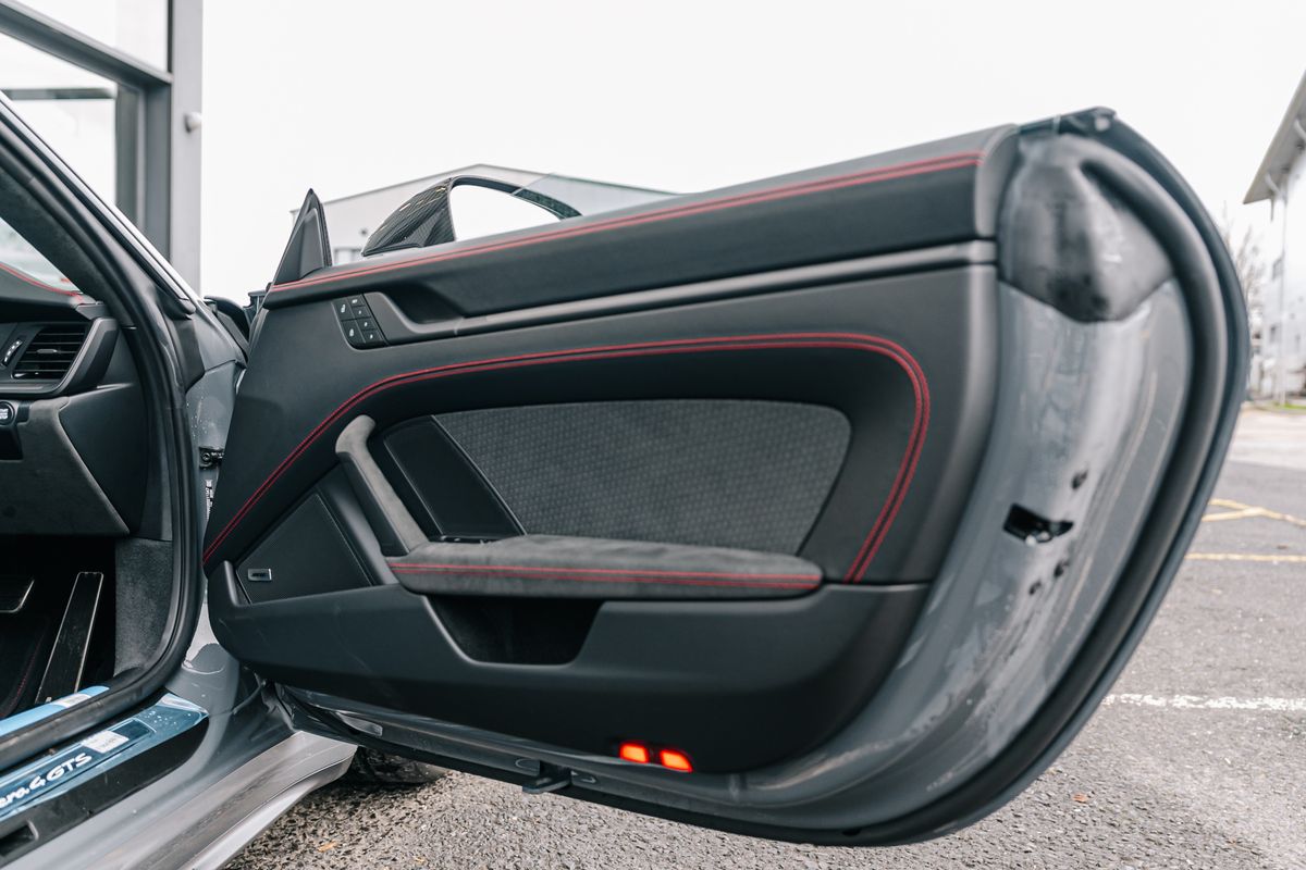 Porsche 911 992.2 Carrera 4 GTS HEV Semi-Auto