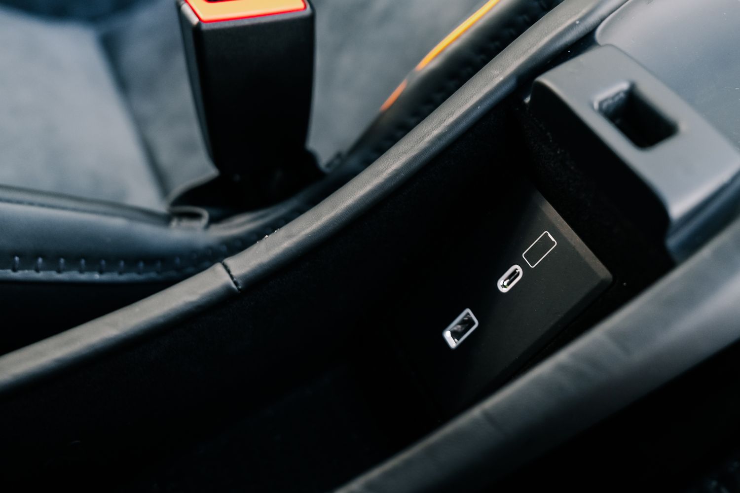McLaren Artura V6 PHEV