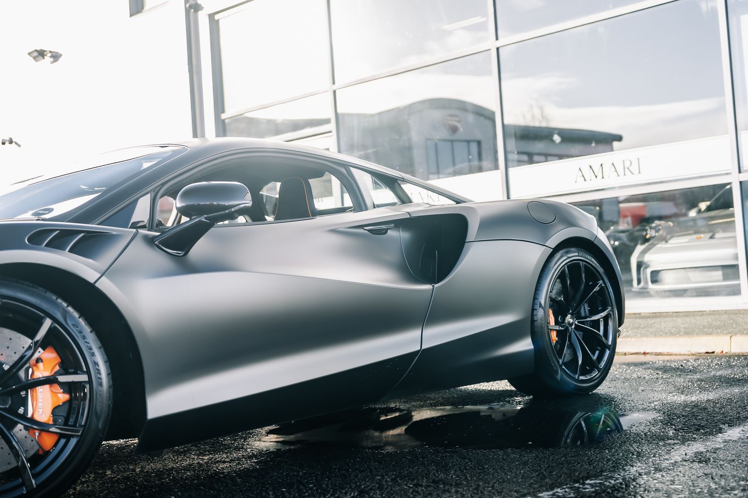 McLaren Artura V6 PHEV