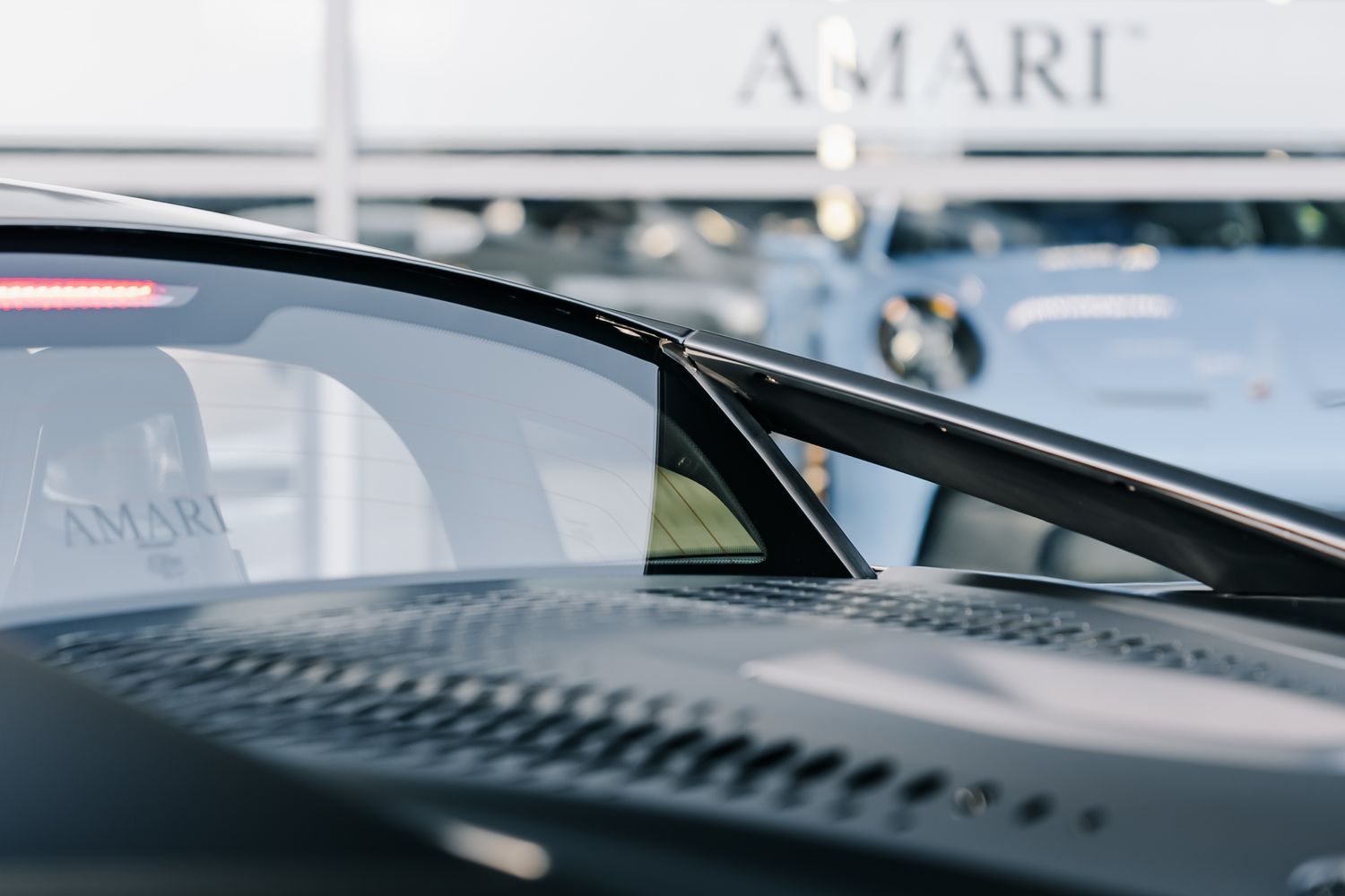 McLaren Artura V6 PHEV