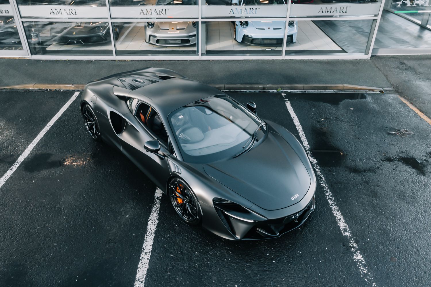 McLaren Artura V6 PHEV
