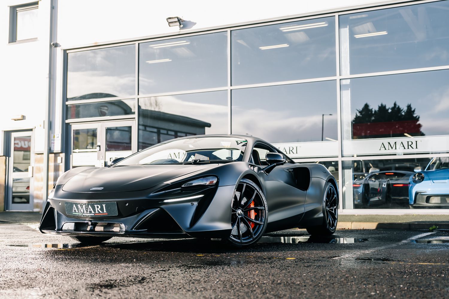 McLaren Artura V6 PHEV