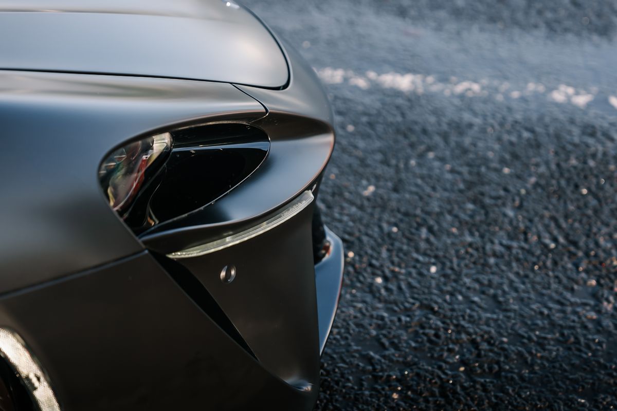 McLaren Artura V6 PHEV