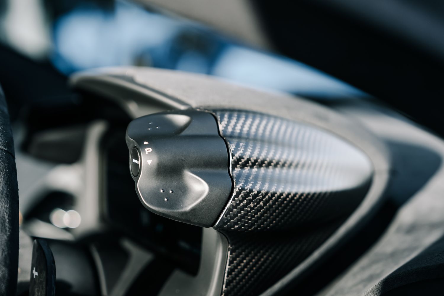 McLaren Artura V6 PHEV