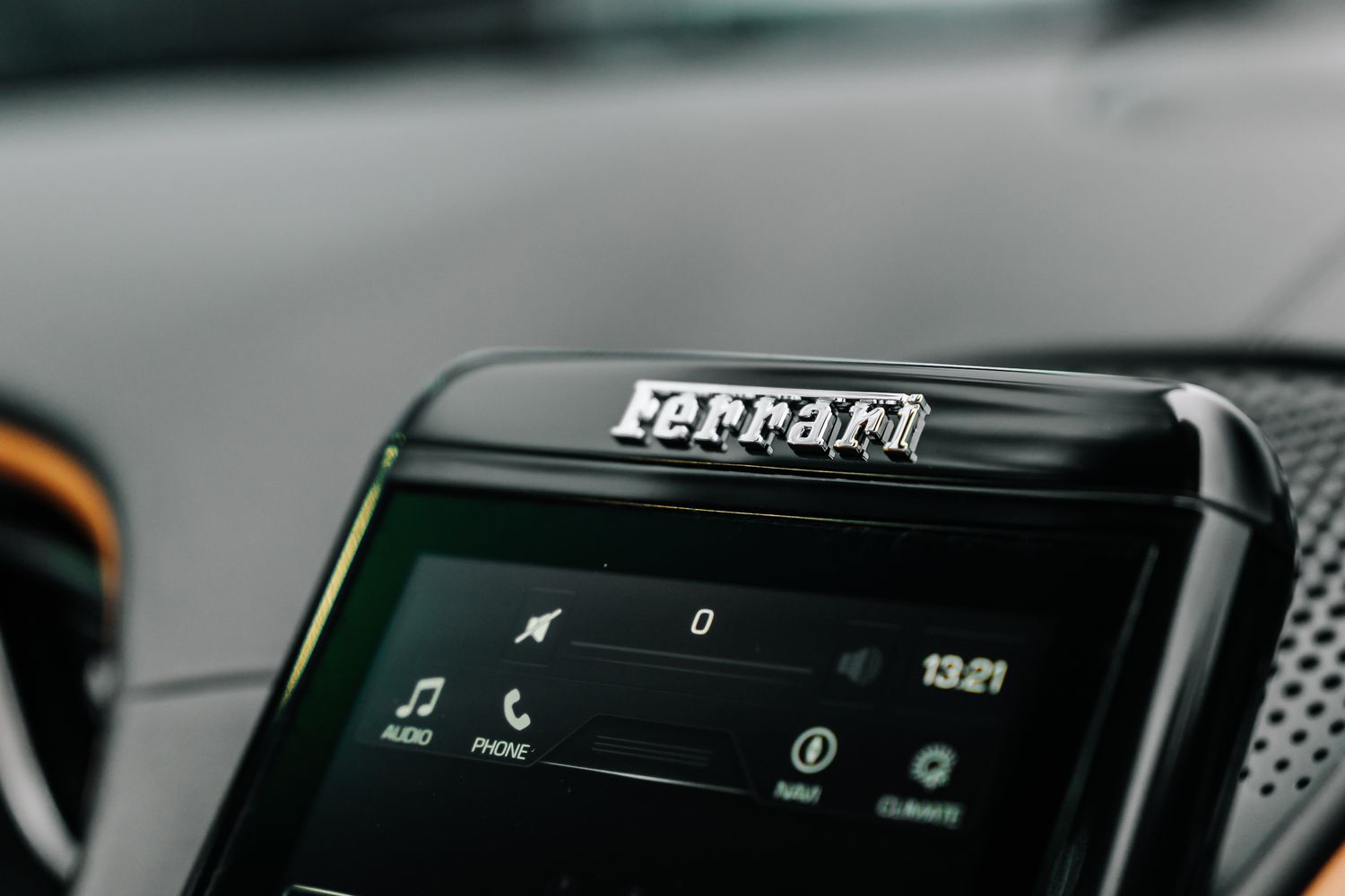 Ferrari Roma Spider