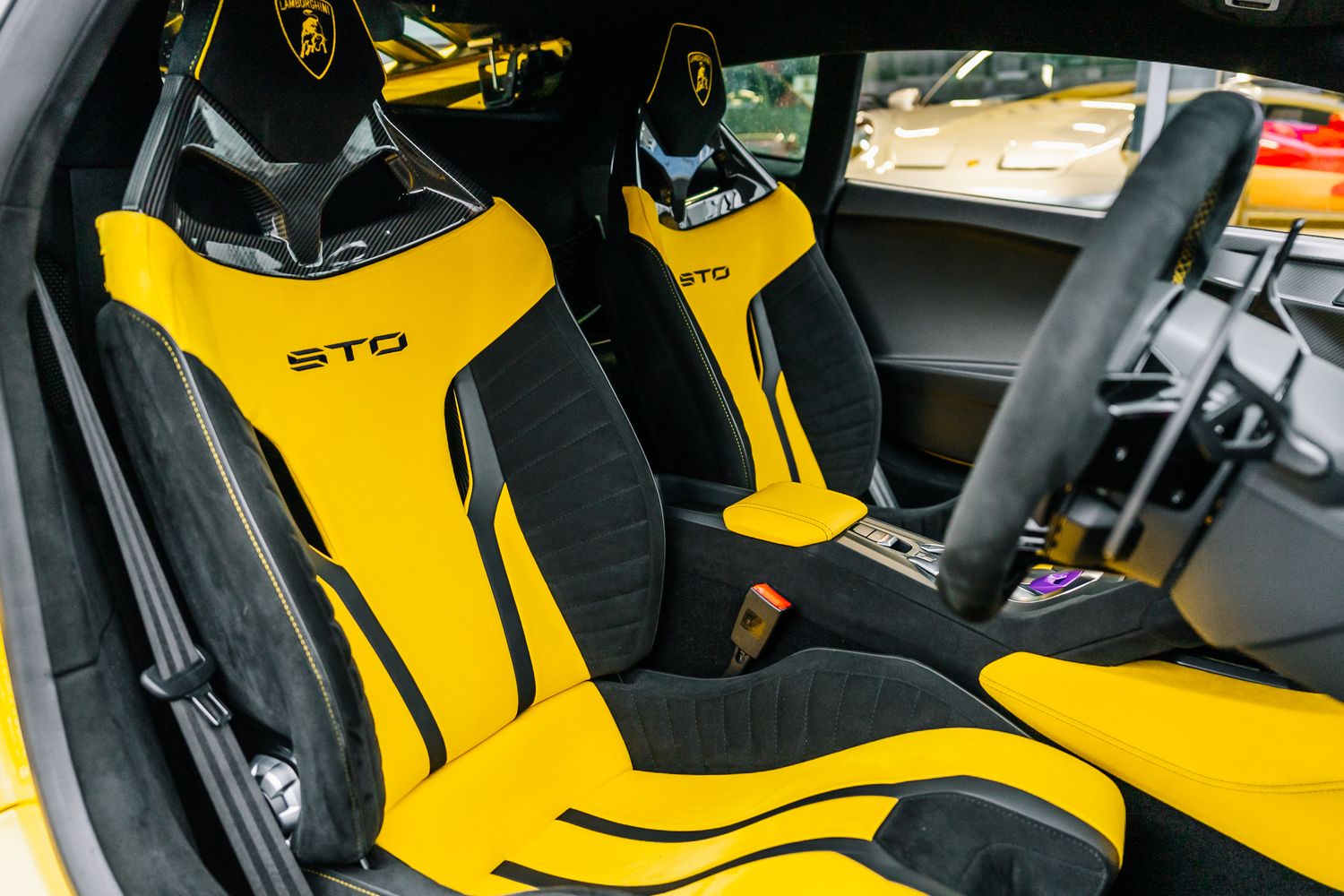 Lamborghini Huracan STO