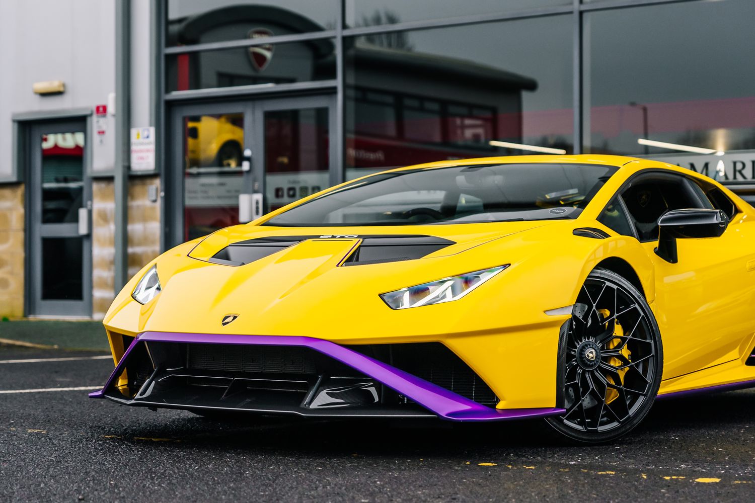 Lamborghini Huracan STO