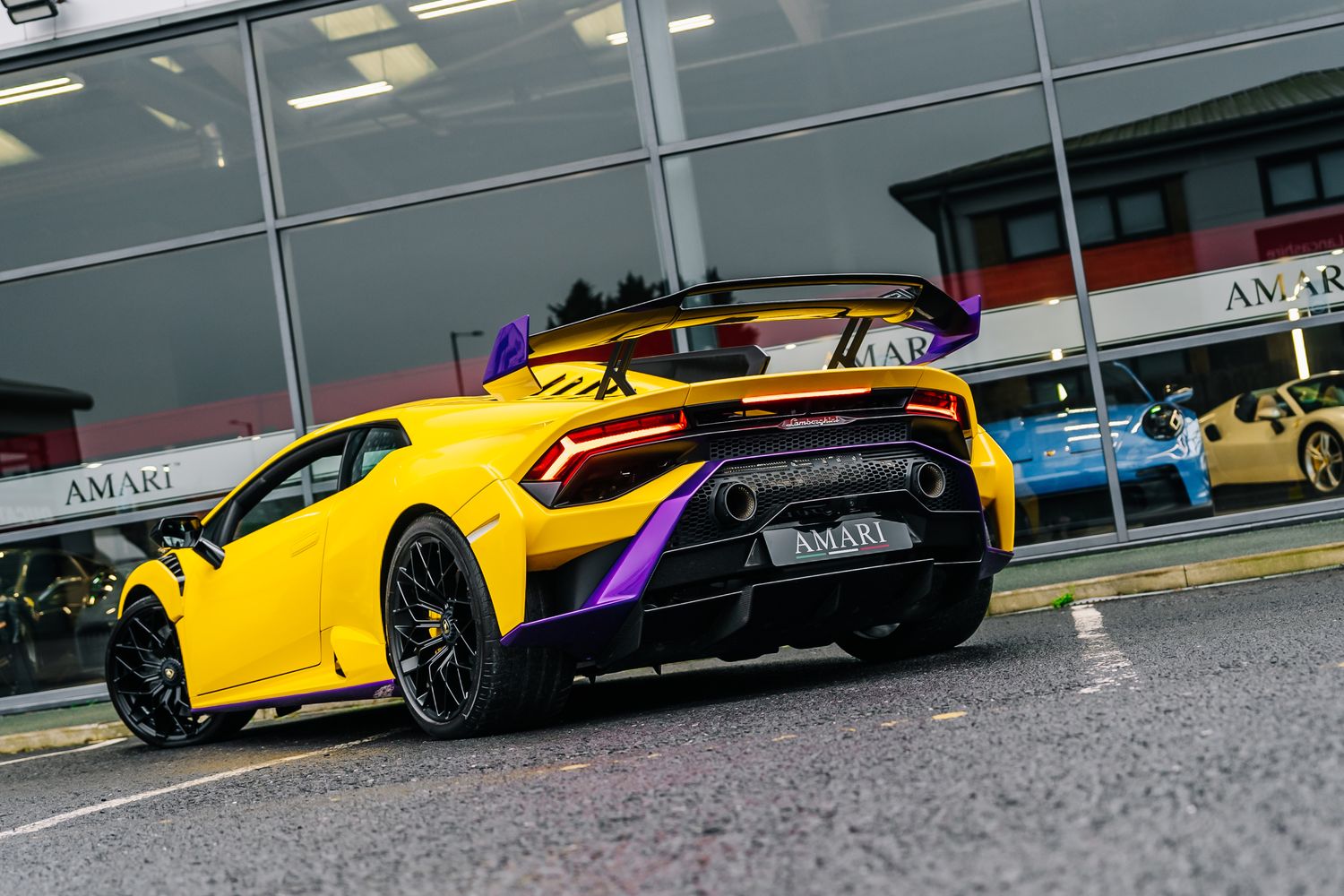 Lamborghini Huracan STO