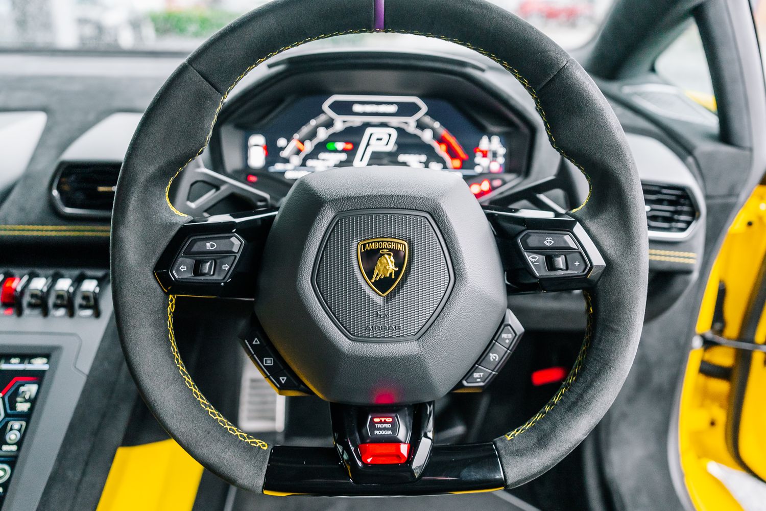 Lamborghini Huracan STO