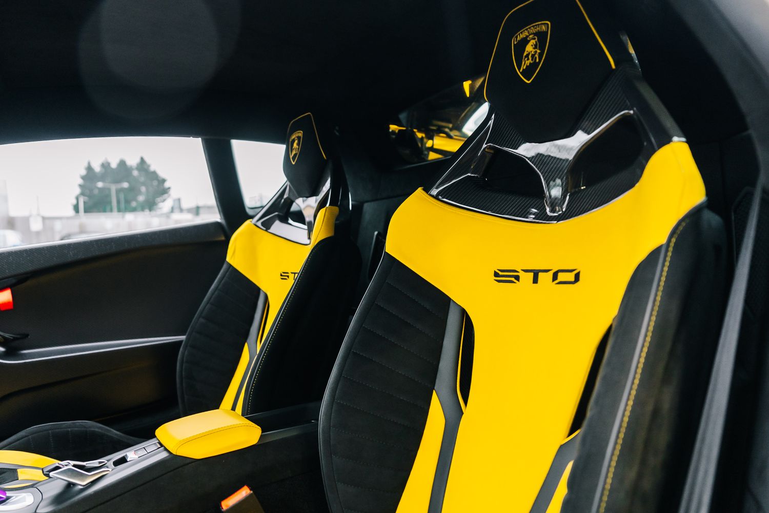 Lamborghini Huracan STO