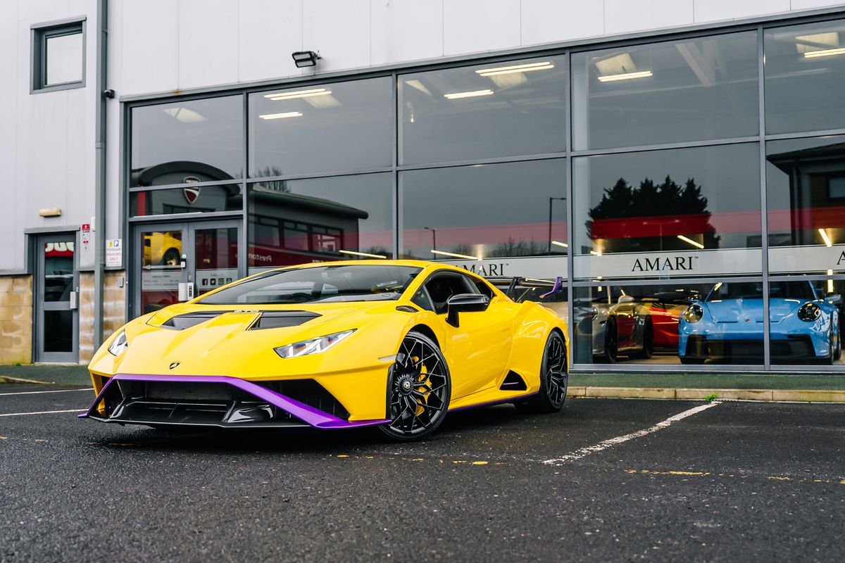 Lamborghini Huracan STO