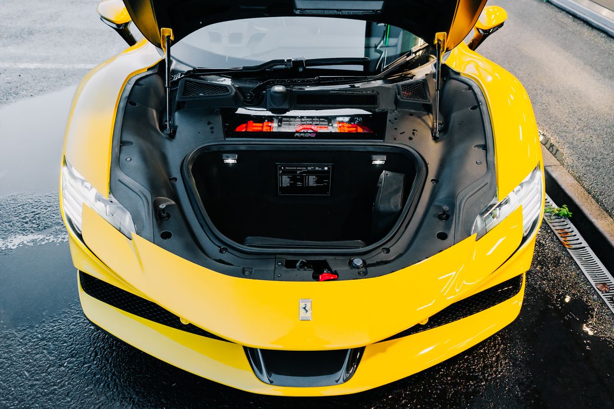Ferrari SF90 Stradale