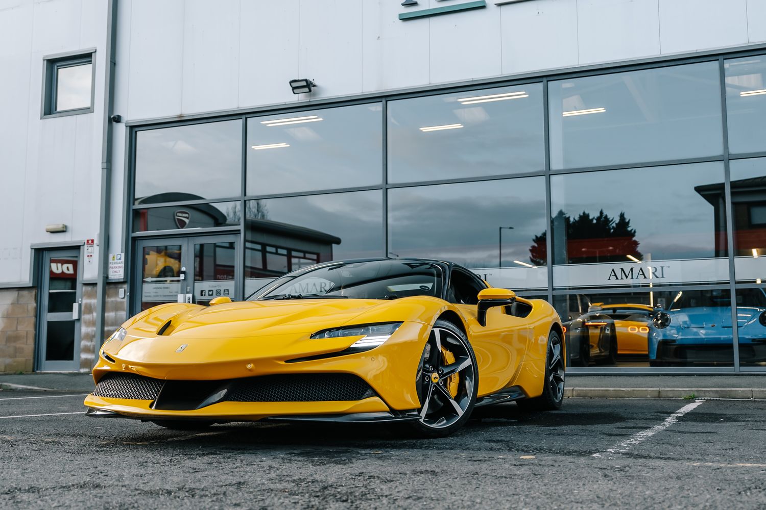 Ferrari SF90 Stradale