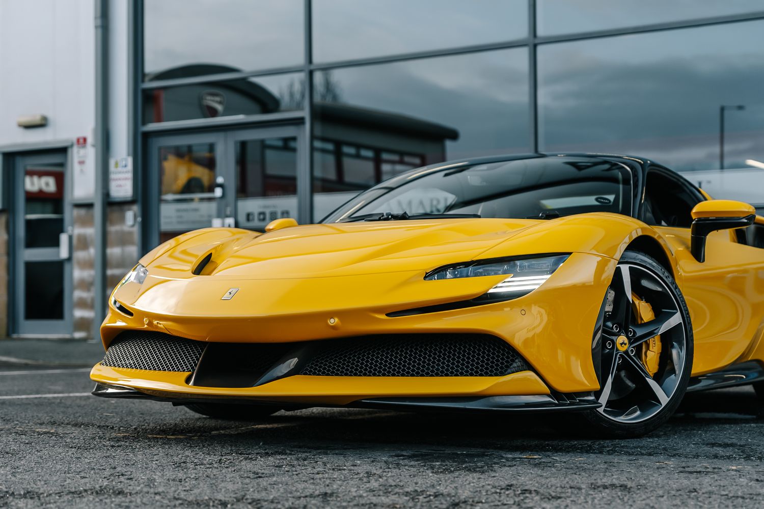 Ferrari SF90 Stradale