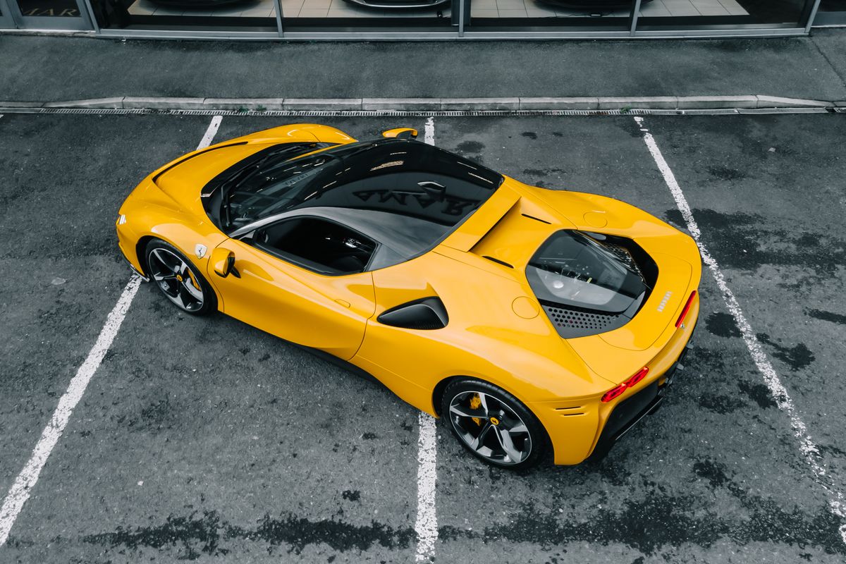 Ferrari SF90 Stradale