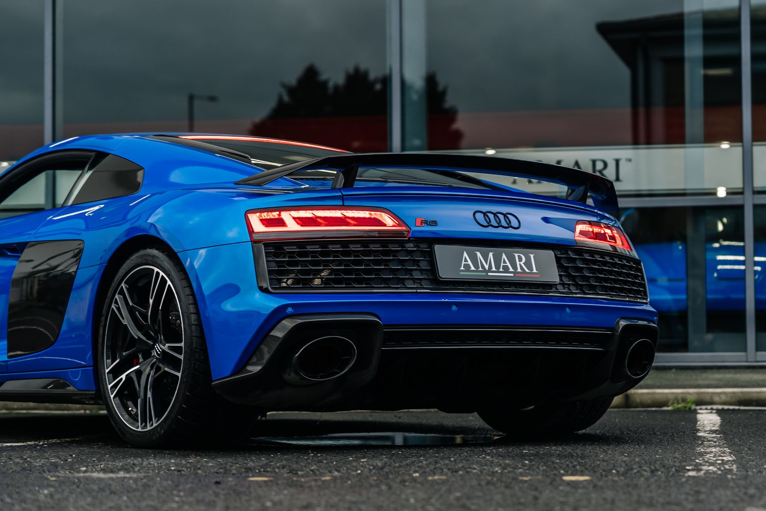 Audi R8 Performance Carbon Black V10 Quattro