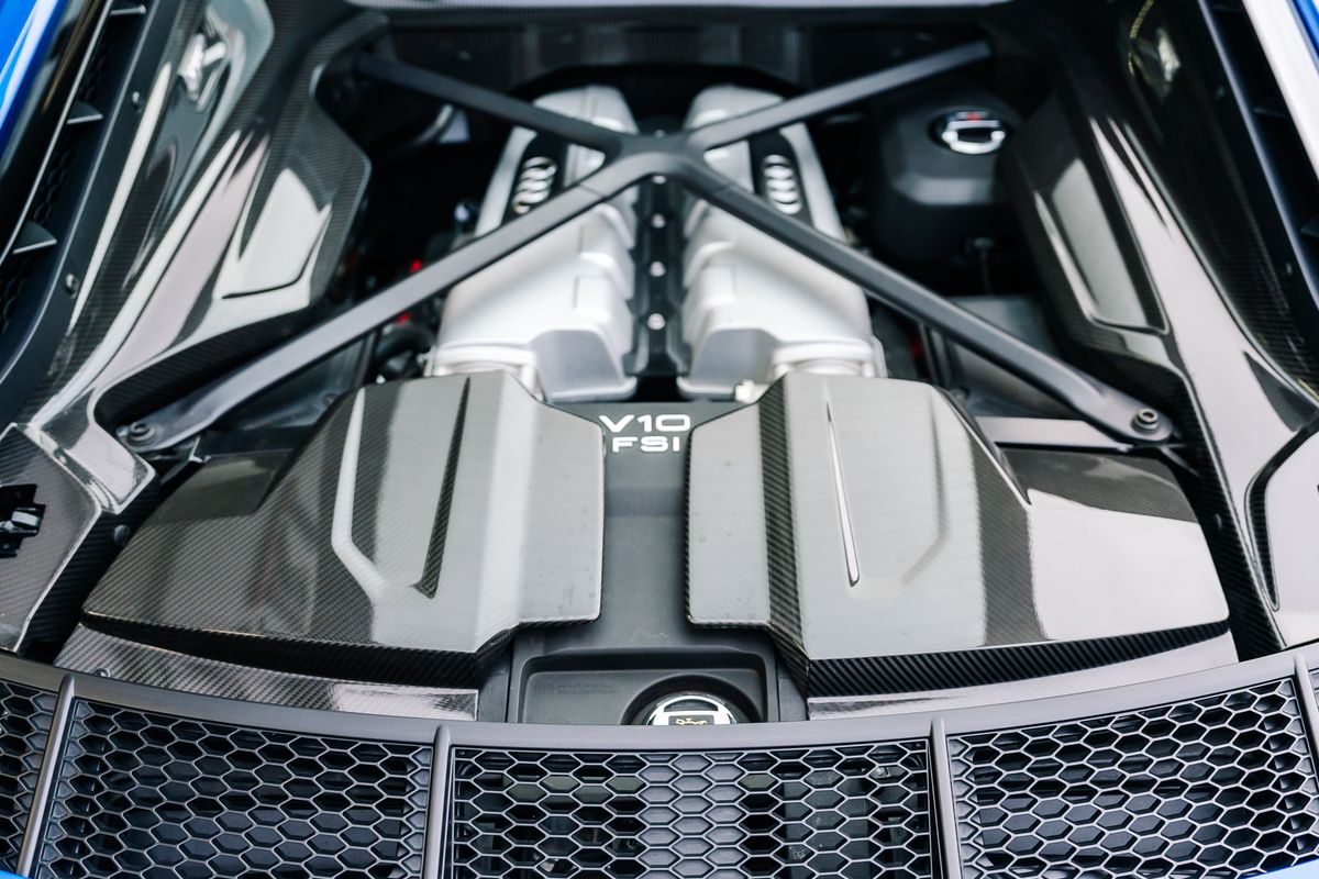 Audi R8 Performance Carbon Black V10 Quattro