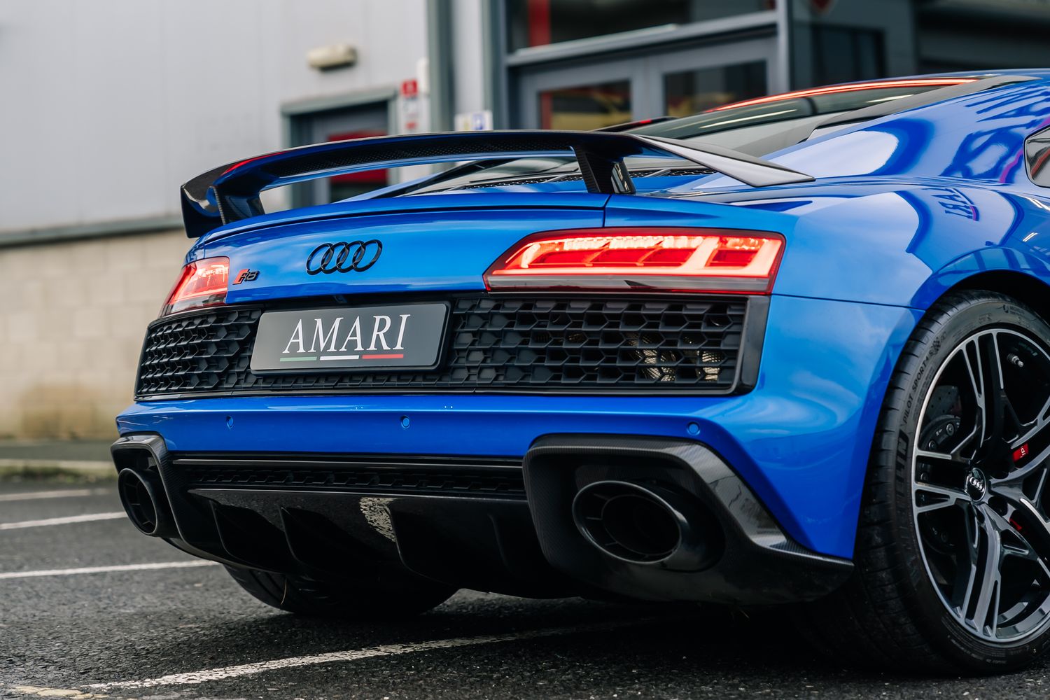 Audi R8 Performance Carbon Black V10 Quattro