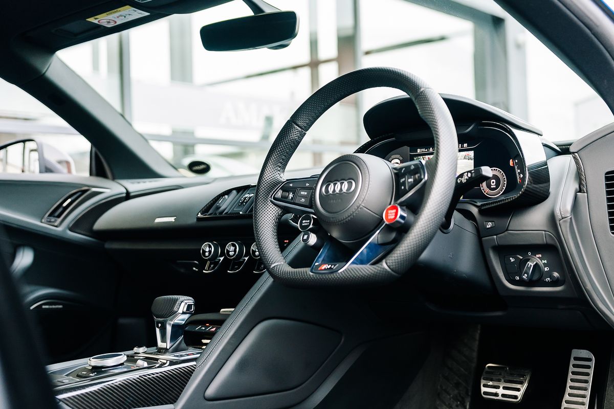 Audi R8 Performance Carbon Black V10 Quattro
