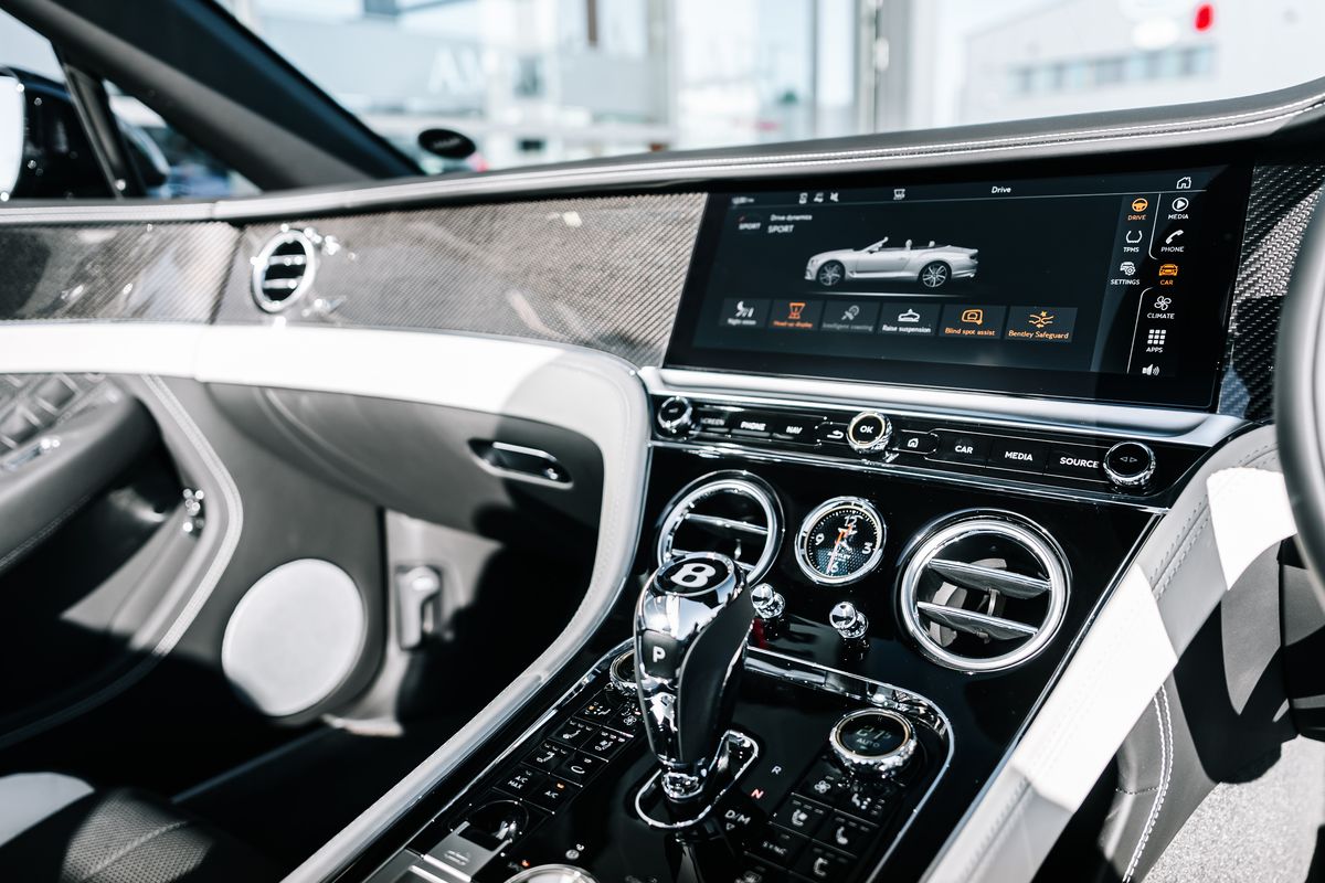 Bentley Continental GTC S V8