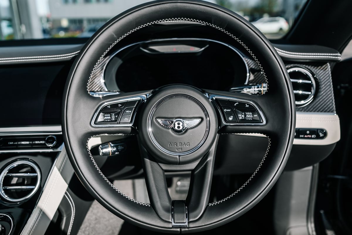 Bentley Continental GTC S V8