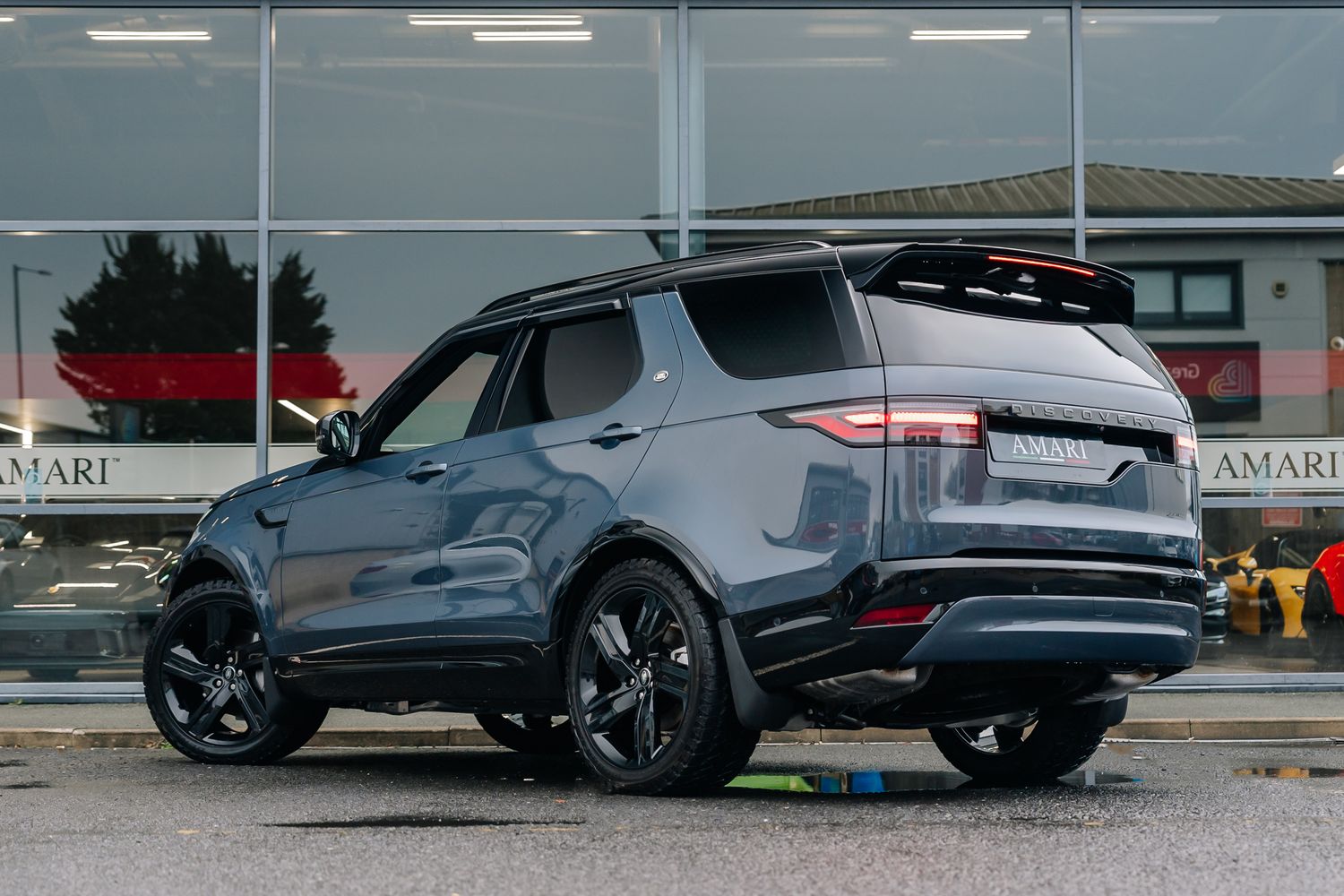 Land Rover Discovery Dynamic HSE D MHEV