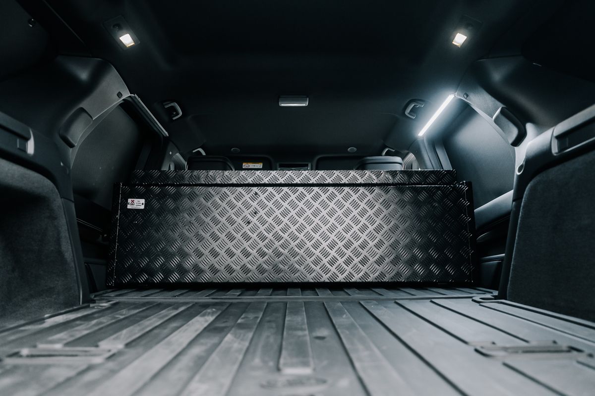 Land Rover Discovery Dynamic HSE D MHEV