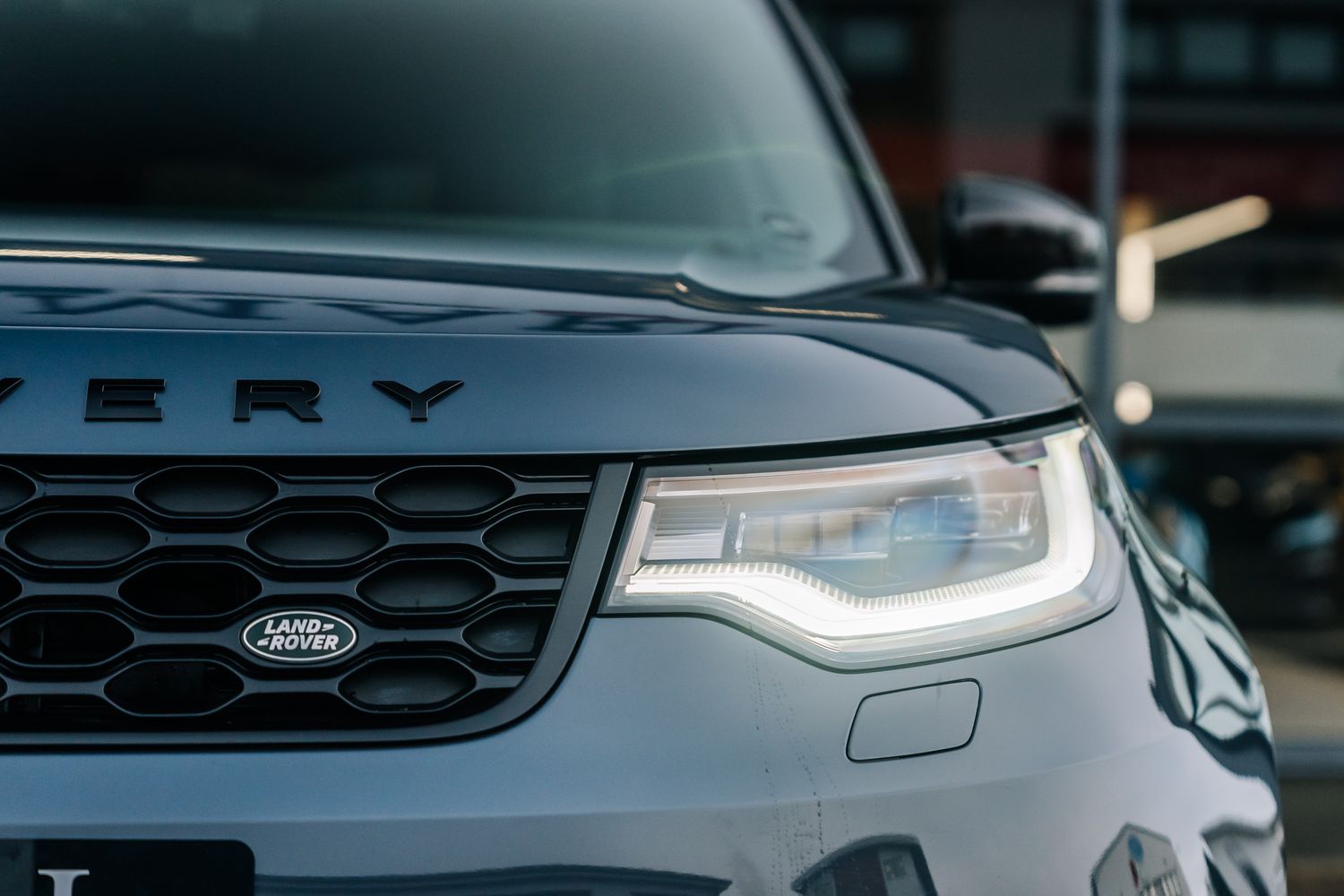 Land Rover Discovery Dynamic HSE D MHEV