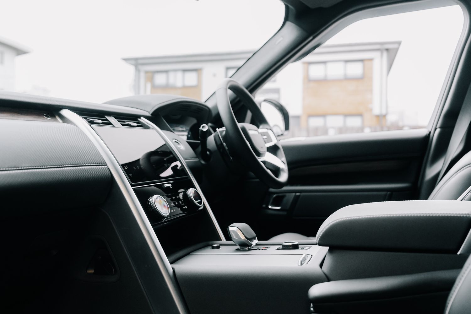 Land Rover Discovery Dynamic HSE D MHEV