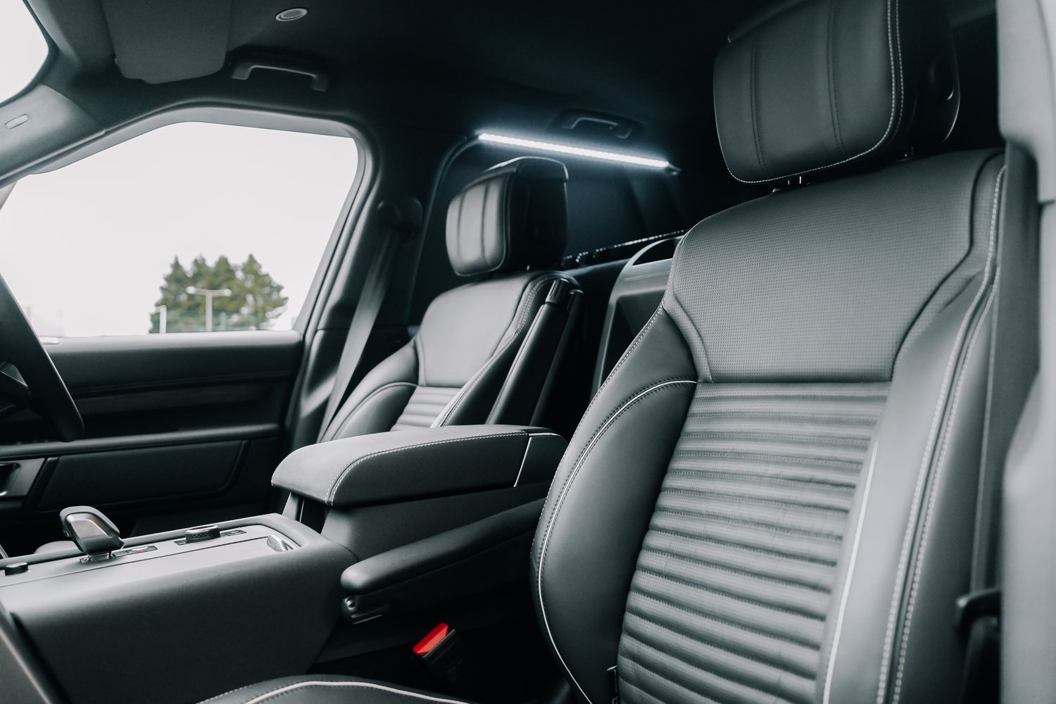 Land Rover Discovery Dynamic HSE D MHEV