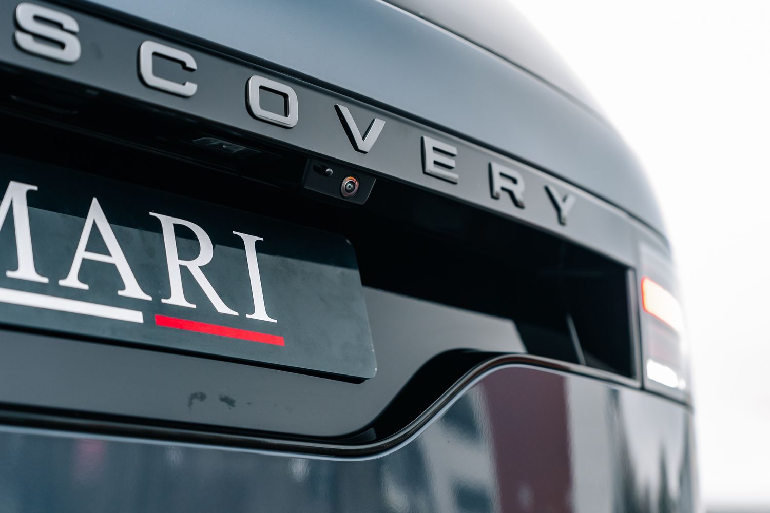 Land Rover Discovery Dynamic HSE D MHEV