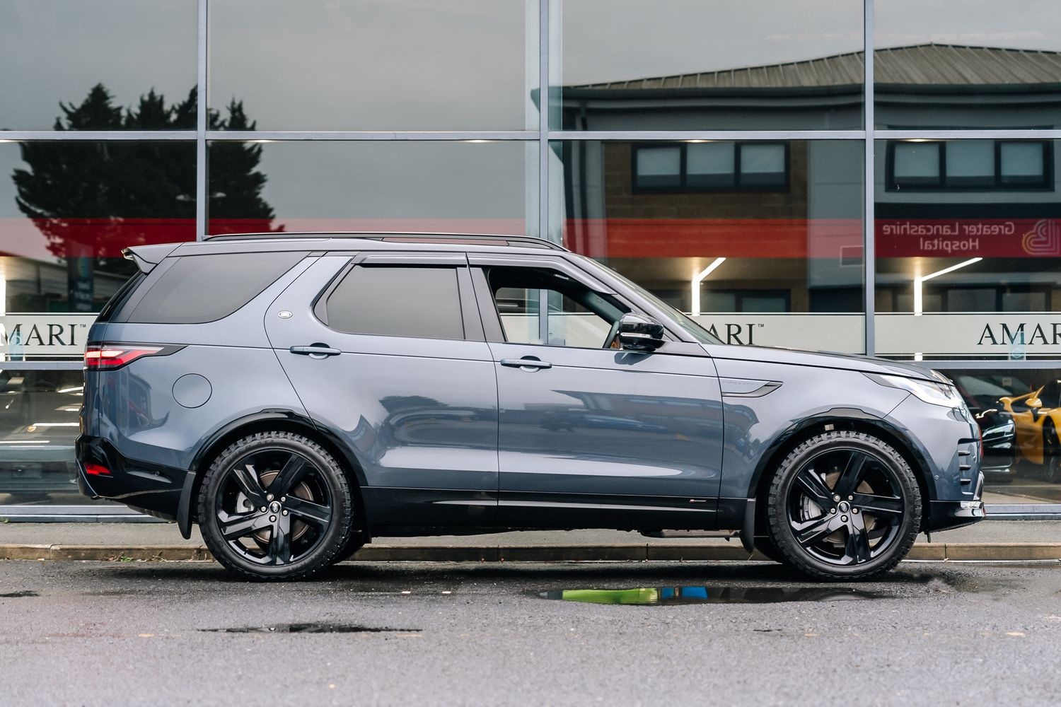 Land Rover Discovery Dynamic HSE D MHEV