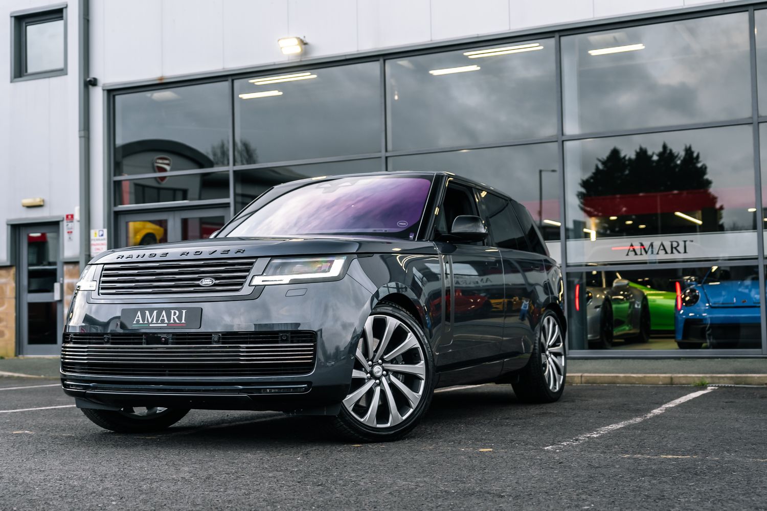 Land Rover Range Rover SV 4.4 P530 V8