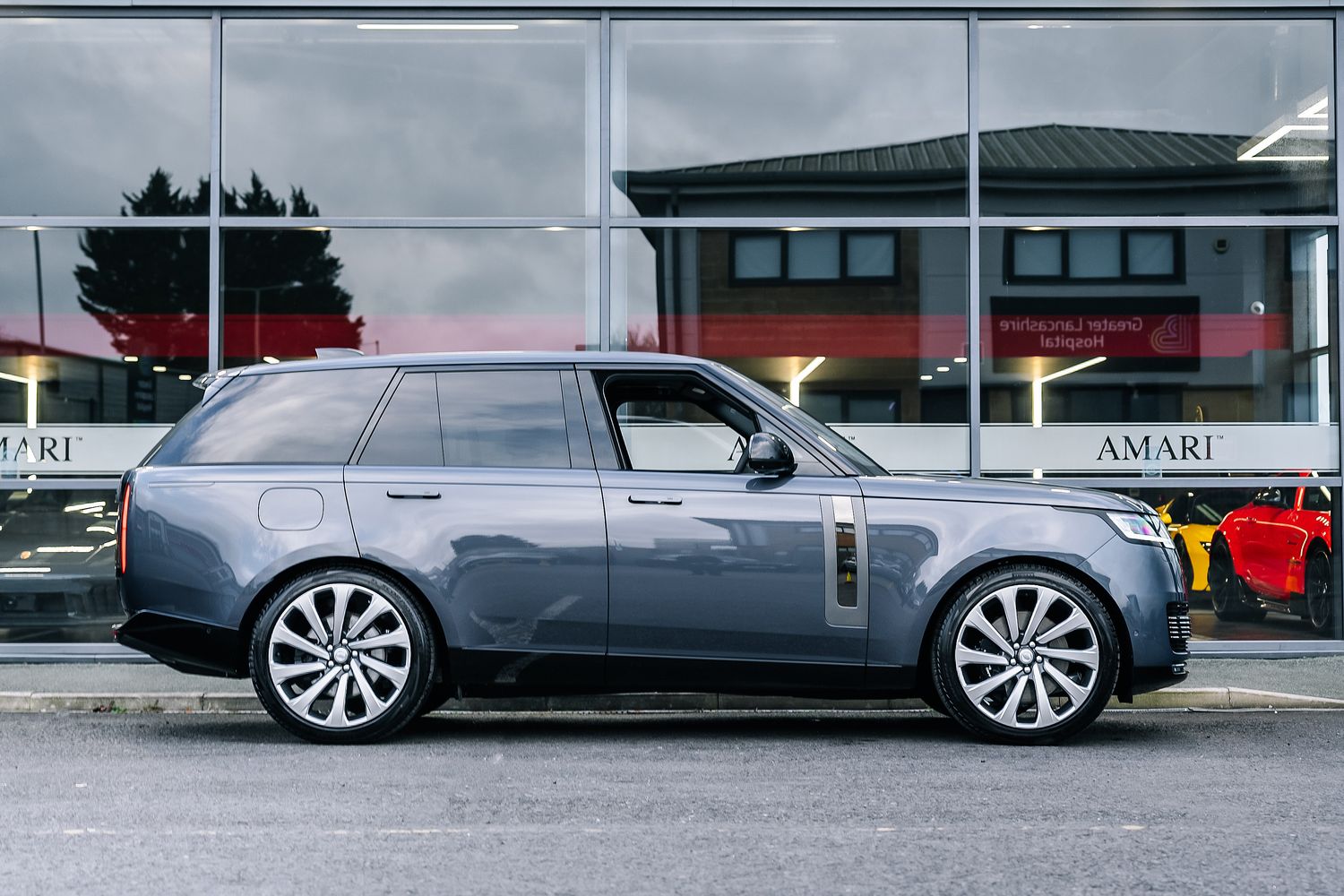 Land Rover Range Rover SV 4.4 P530 V8