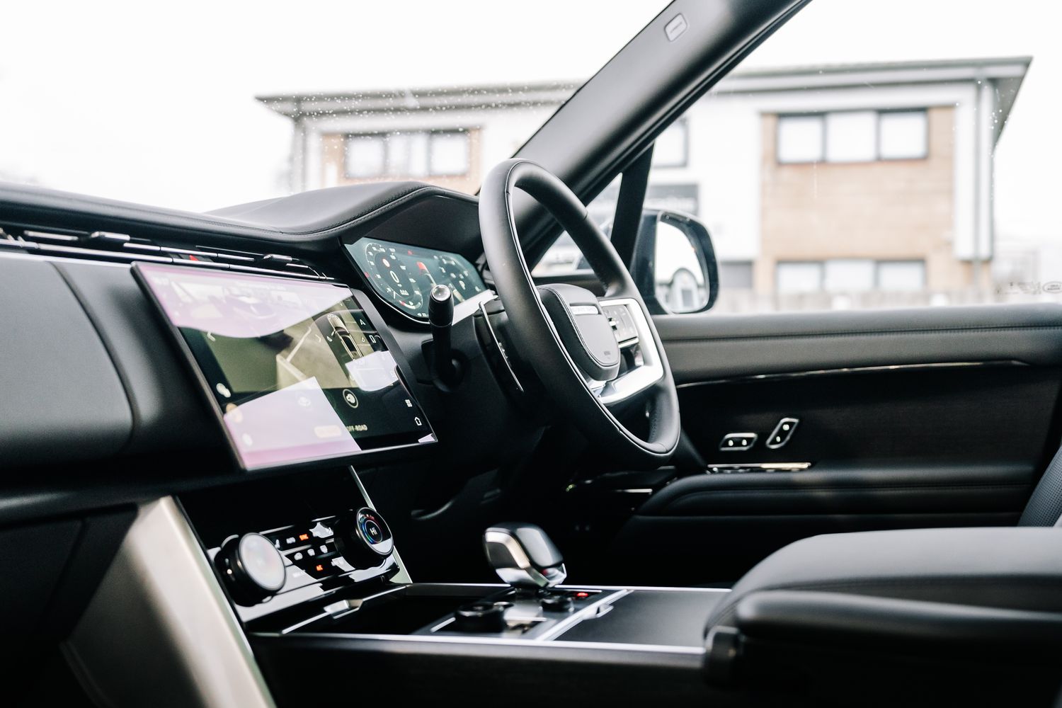 Land Rover Range Rover SV 4.4 P530 V8