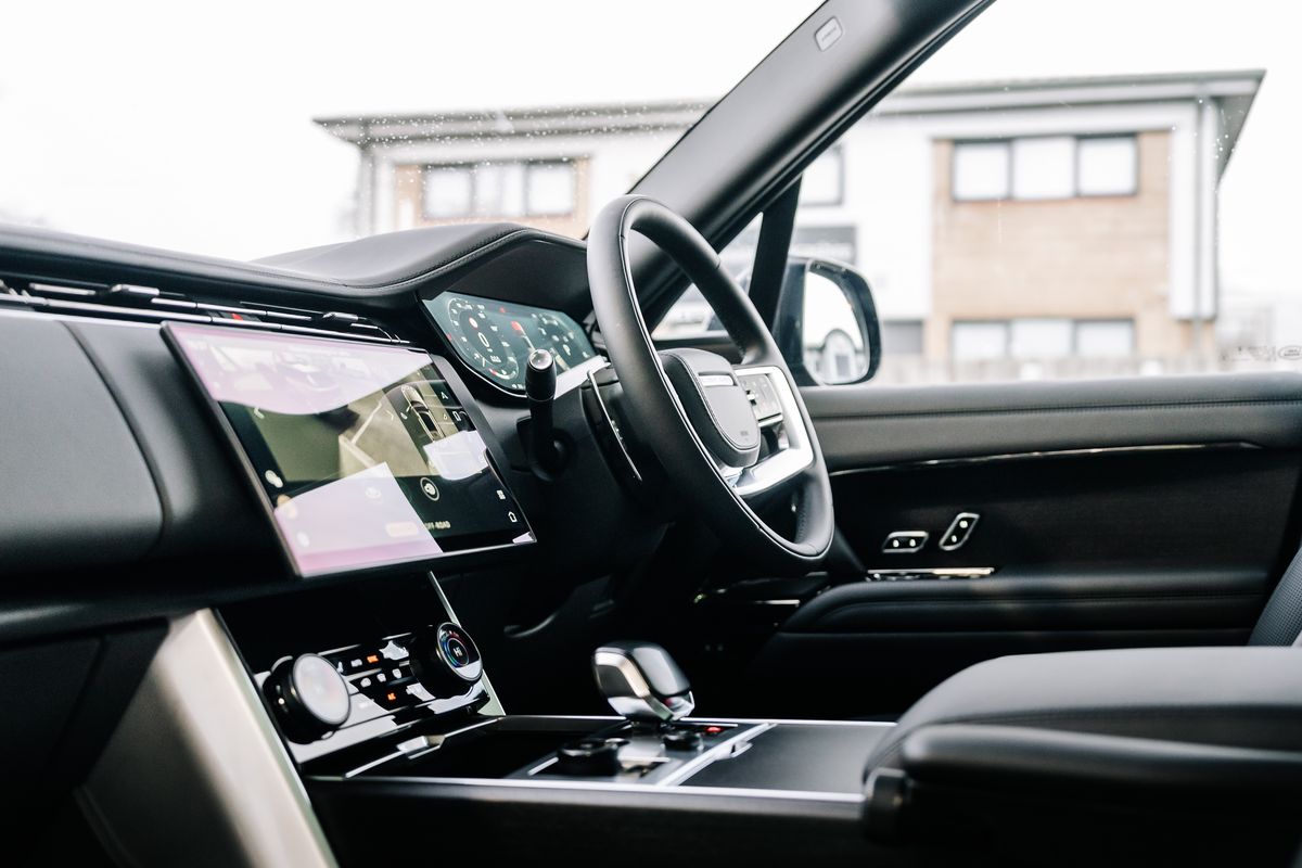 Land Rover Range Rover SV 4.4 P530 V8