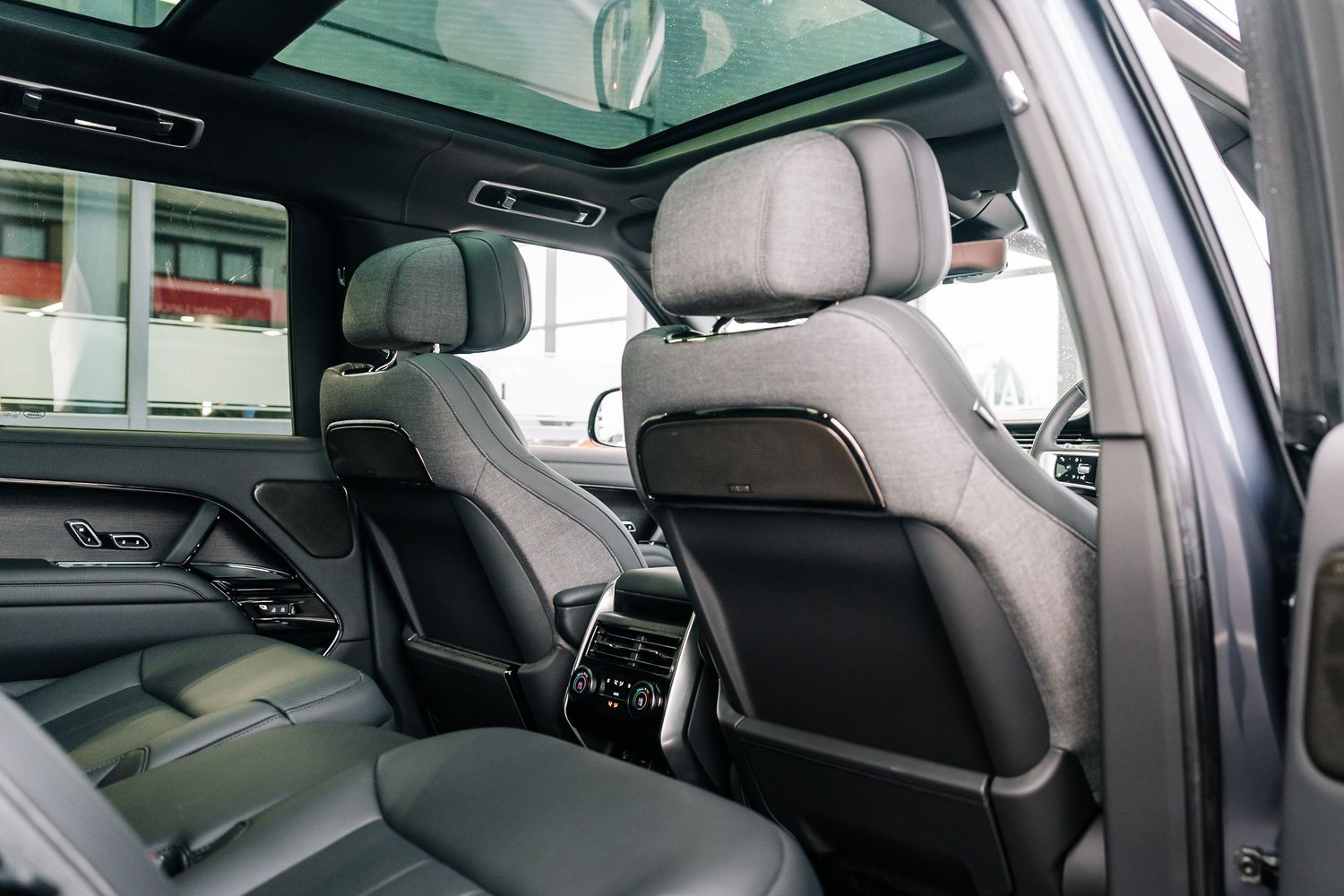 Land Rover Range Rover SV 4.4 P530 V8
