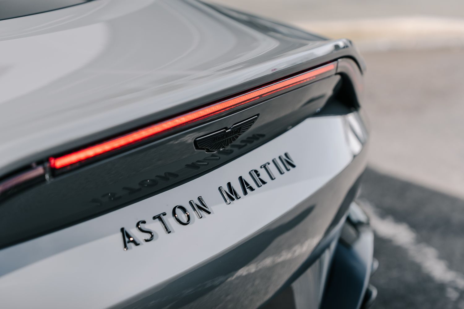 Aston Martin Vantage