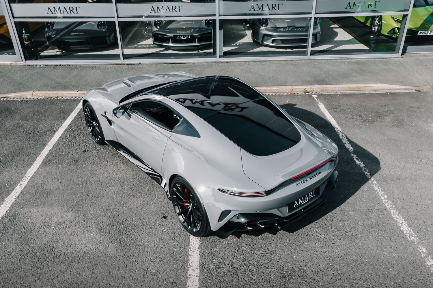 Aston Martin Vantage