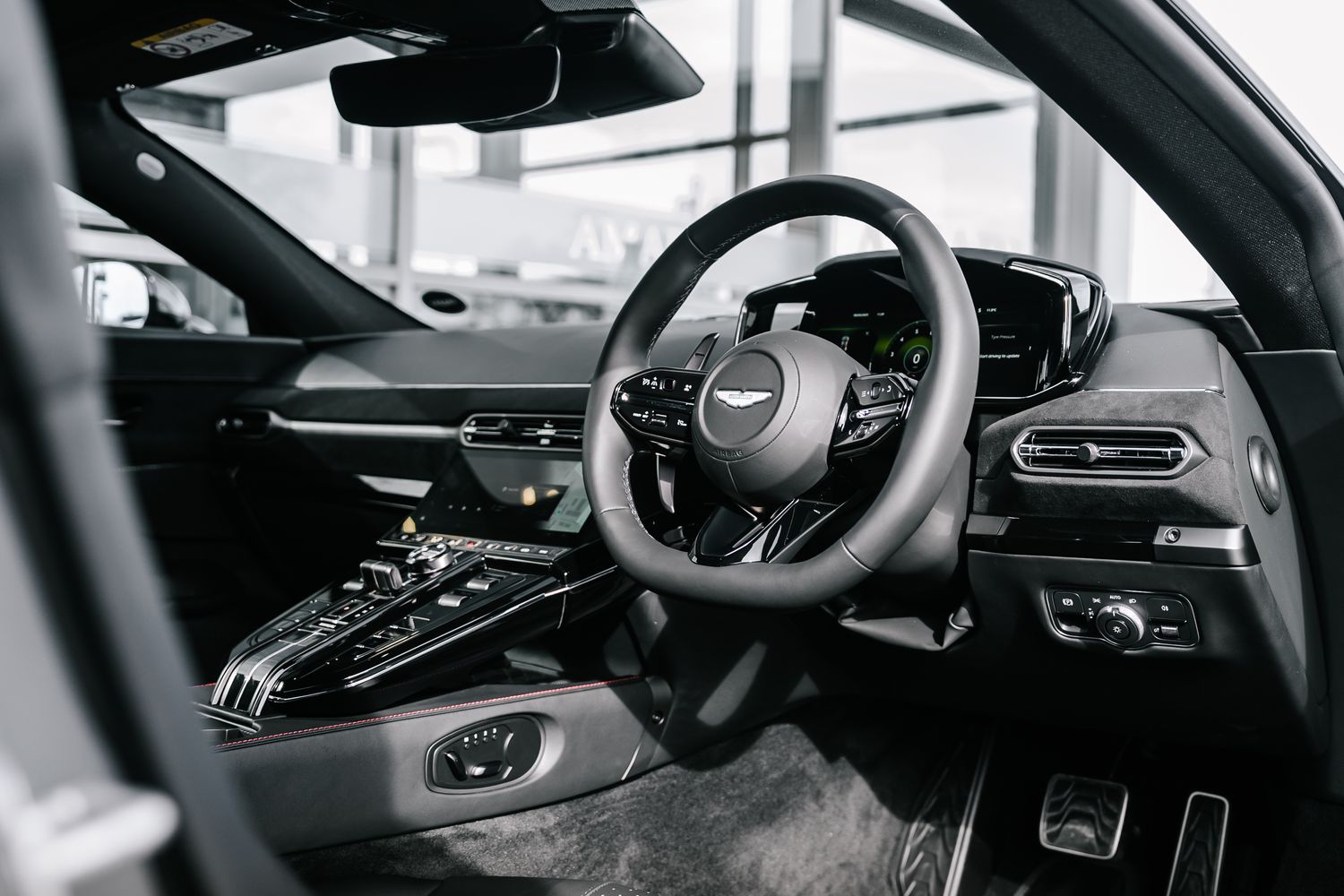 Aston Martin Vantage