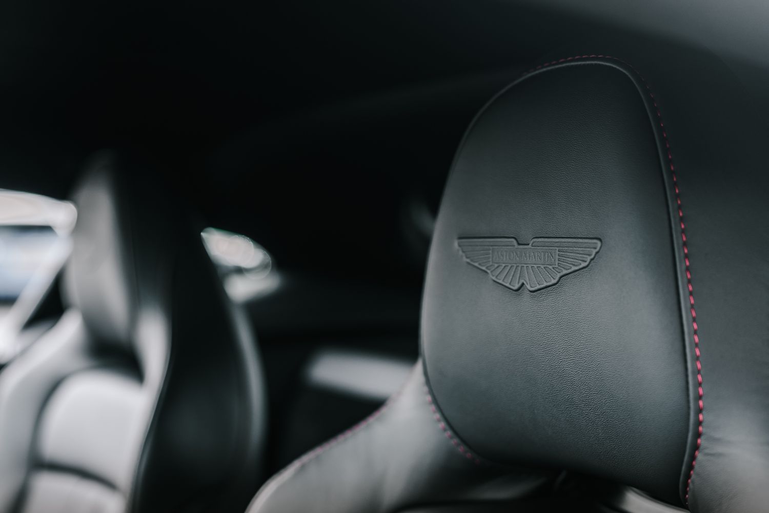 Aston Martin Vantage
