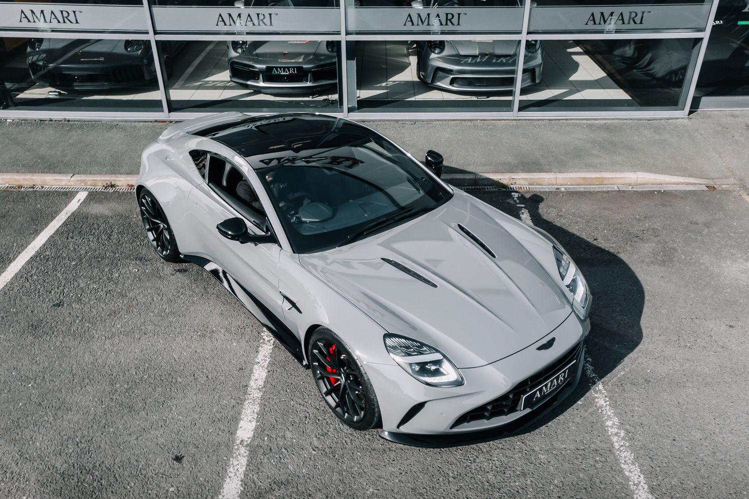 Aston Martin Vantage