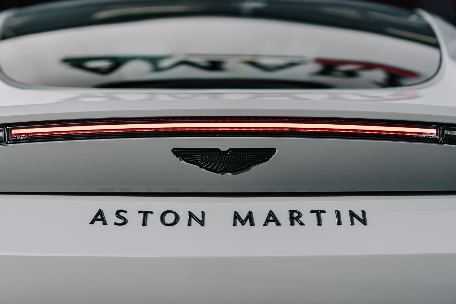 Aston Martin Vantage