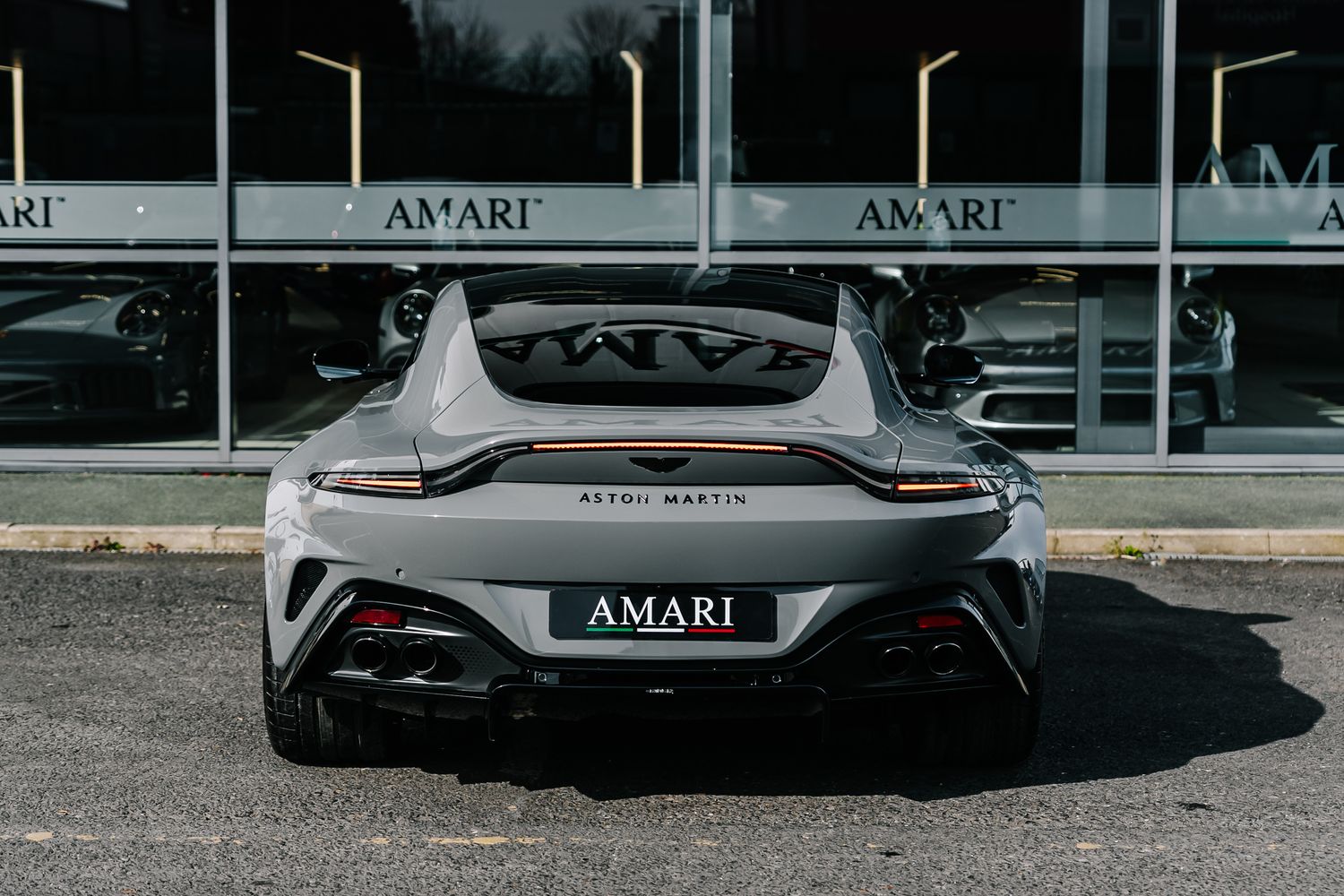 Aston Martin Vantage