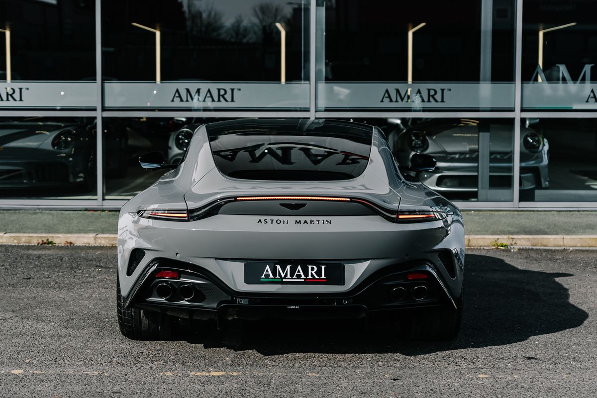 Aston Martin Vantage